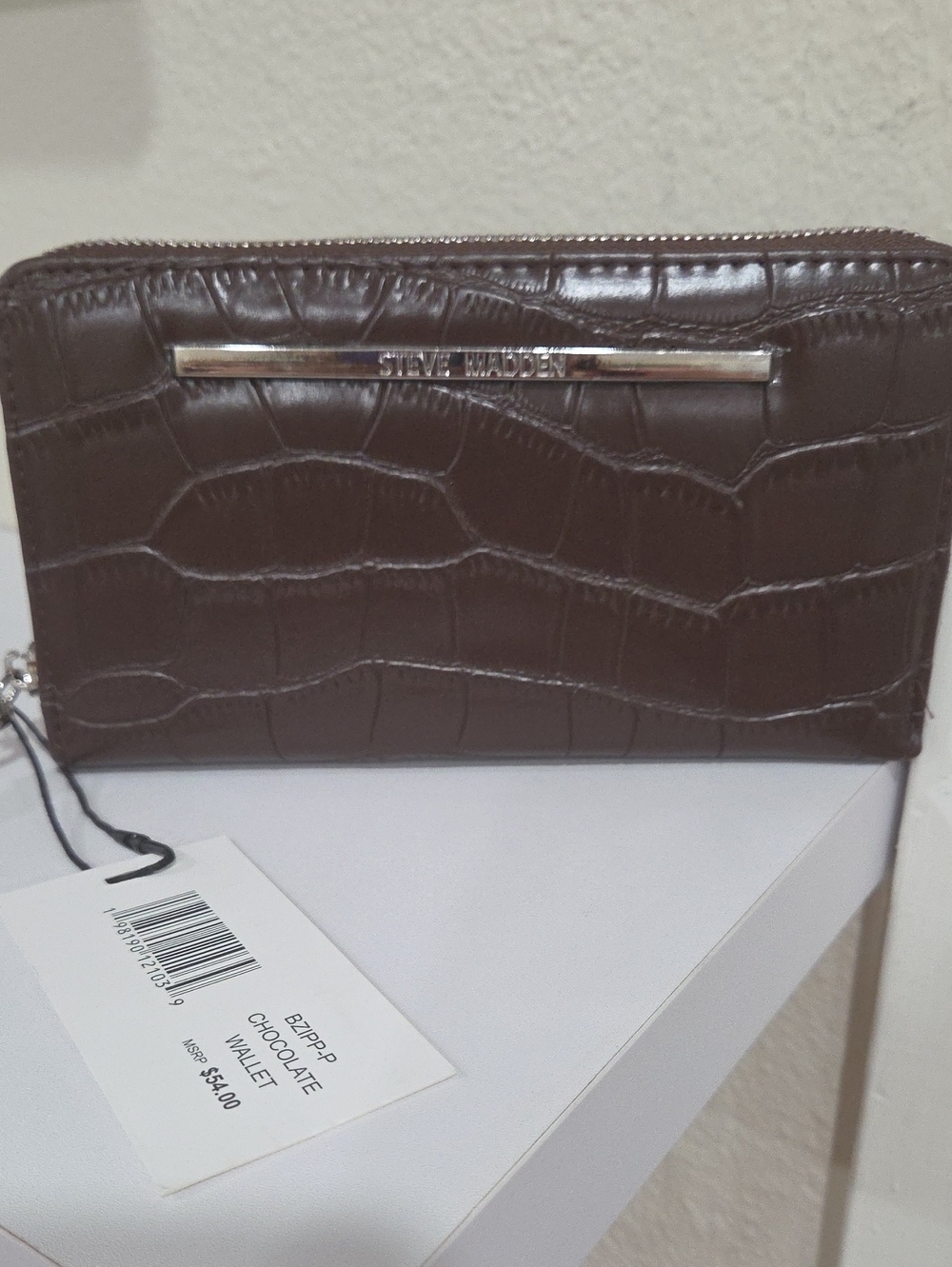 Steve Madden Brown Croc-Embossed Zip Wallet